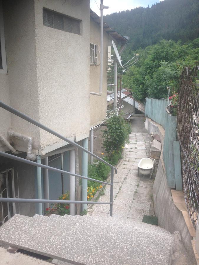 Gorgadze Apartment Borjomi Exterior photo